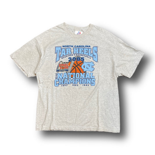 Vintage North Carolina Basketball “UNC” Shirt - L/XL