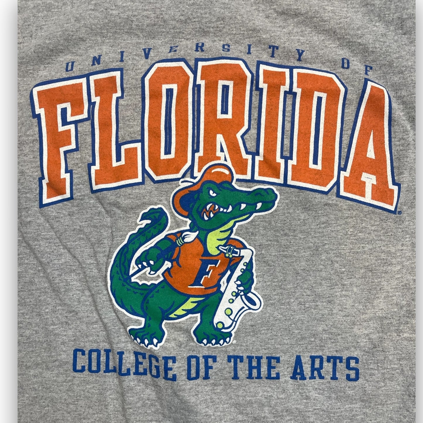 Modern Florida Gators (UF) College of Arts Shirt - L